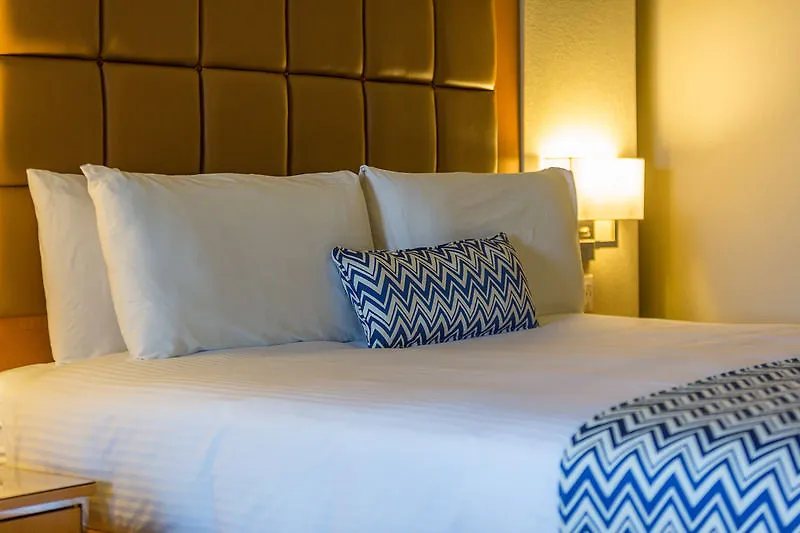 ****  Divi Little Bay Beach Resort Филипсбург Сен-Мартен/Синт-Мартен